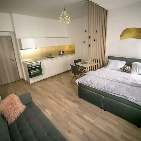 Prague Friendly Apartments In Πράγα Εξωτερικό φωτογραφία