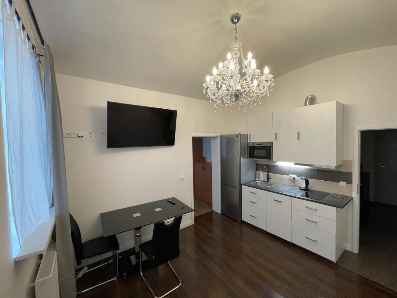 Prague Friendly Apartments In Πράγα Εξωτερικό φωτογραφία
