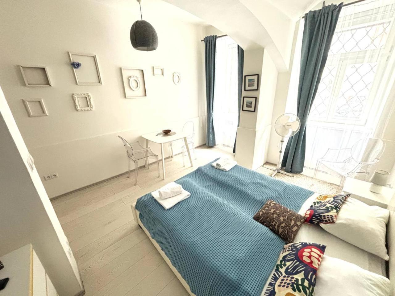 Prague Friendly Apartments In Πράγα Εξωτερικό φωτογραφία
