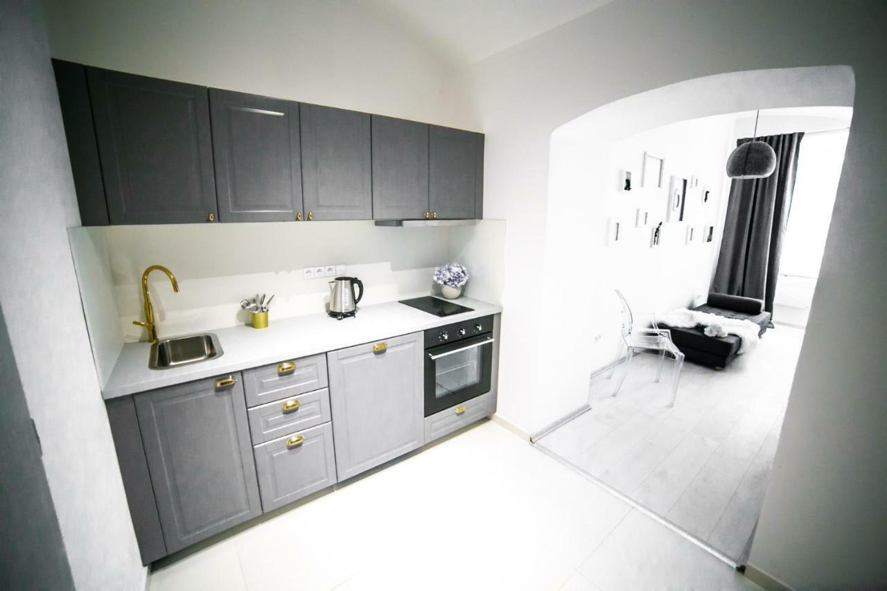 Prague Friendly Apartments In Πράγα Εξωτερικό φωτογραφία