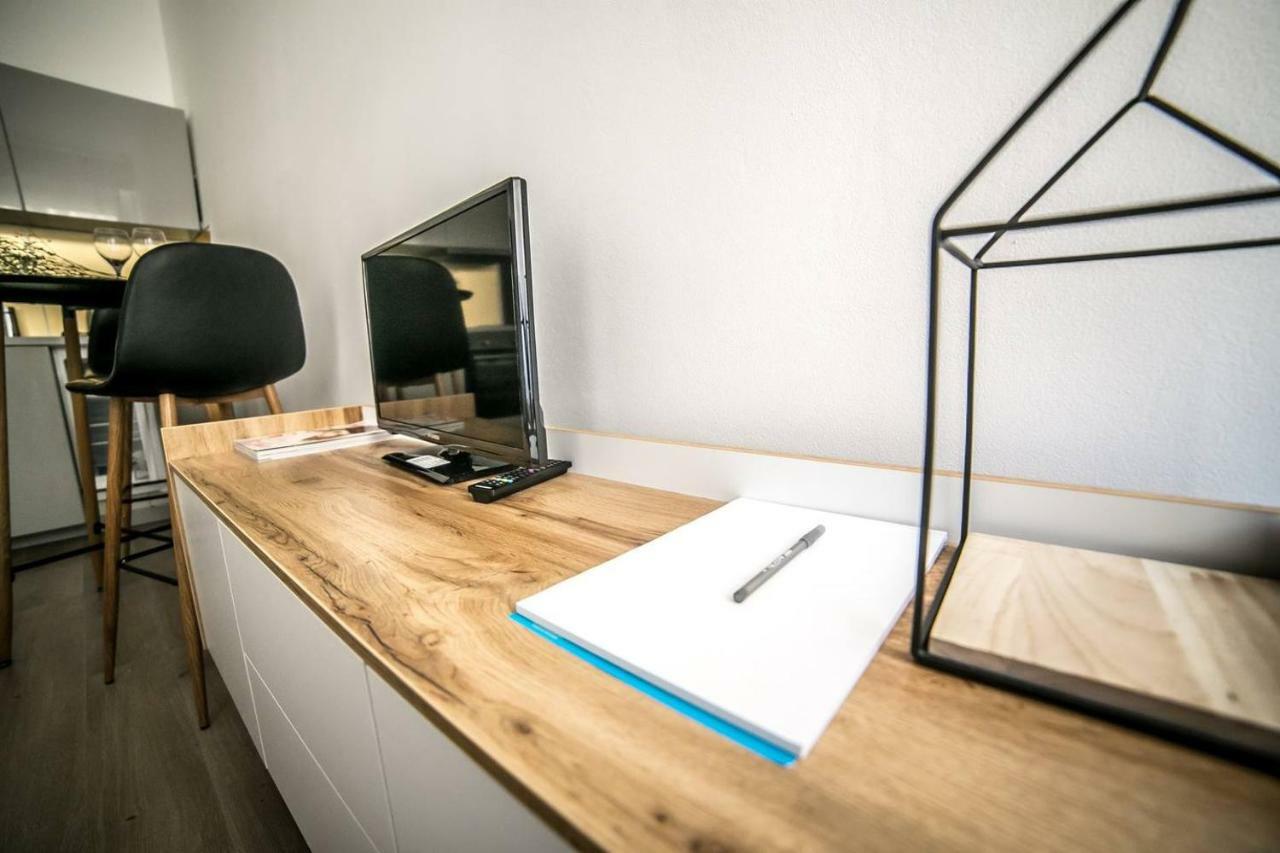 Prague Friendly Apartments In Πράγα Εξωτερικό φωτογραφία