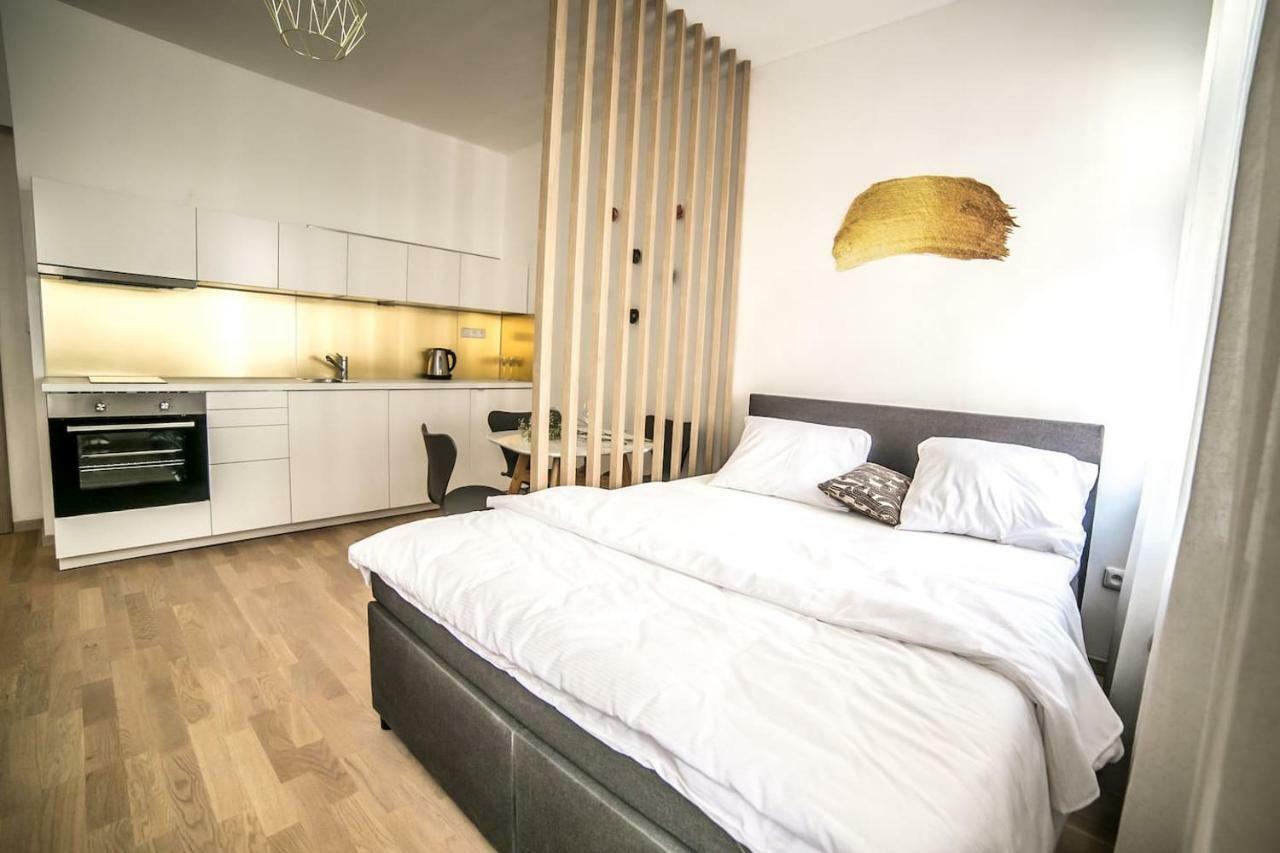 Prague Friendly Apartments In Πράγα Εξωτερικό φωτογραφία