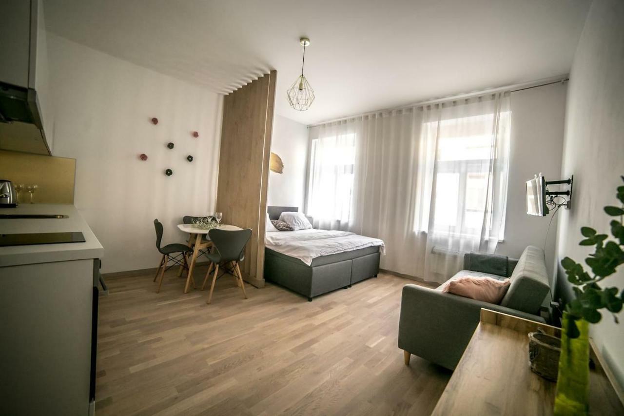 Prague Friendly Apartments In Πράγα Εξωτερικό φωτογραφία